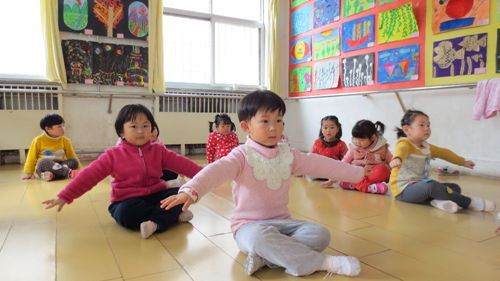 快乐舞蹈 (西焦园) - 未来强者婴幼儿智力开发园